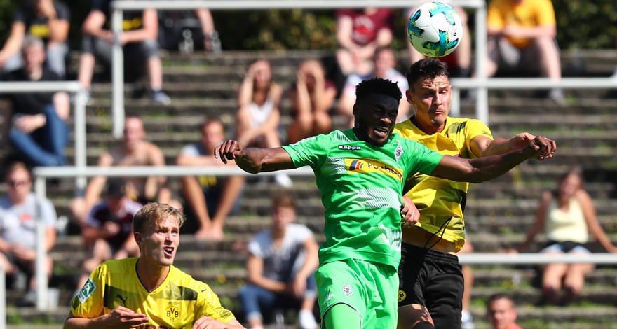 BVB_eng's tweet photo. 📝 #BVBII climbs to second place "- The game report 👉 https://t.co/HRp7YyeTf0 https://t.co/WpLx1Ht6Ju https://t.co/AXqXfgtErF