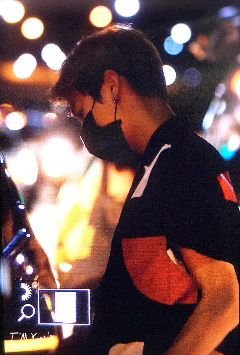 19960126_com's tweet photo. 170827 김포공항 입국 #아이엠
푹 쉬었으면 좋겠다 🙏 고생많았어.
#창균 @OfficialMonstaX https://t.co/FyyOZn4MOV