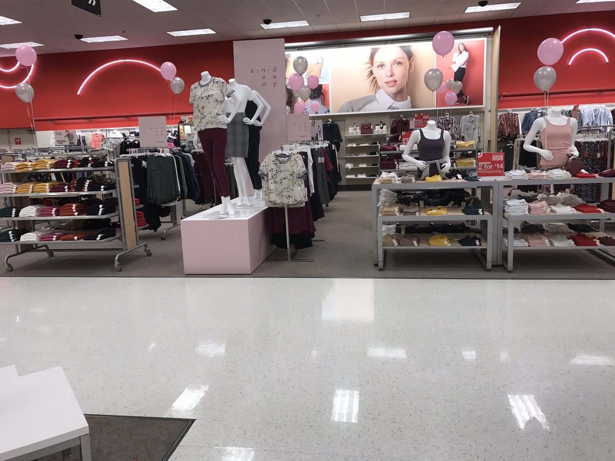 Am_Harden's tweet photo. There here! A New Day and Goodfellow are ready! We are ready to sell! @JessMoliterno @monico_g @Leonora_Is https://t.co/xiknOW5oZv