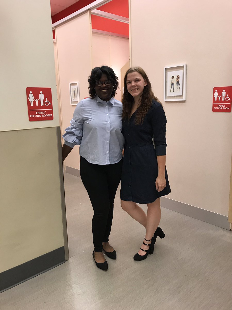 Am_Harden's tweet photo. Our Team members here at 2230 are looking good in A New Day and Goodfellow @JessMoliterno @paigekadau @monico_g https://t.co/86f31ftku2
