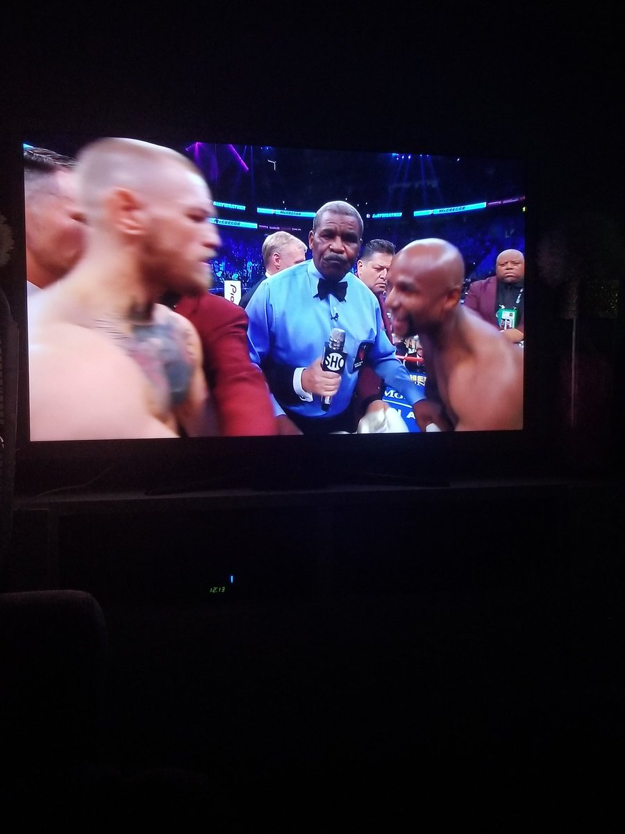 vanecastro2256's tweet photo. @ErnestoJimenex Maywheather winner https://t.co/q7Qq91FOej