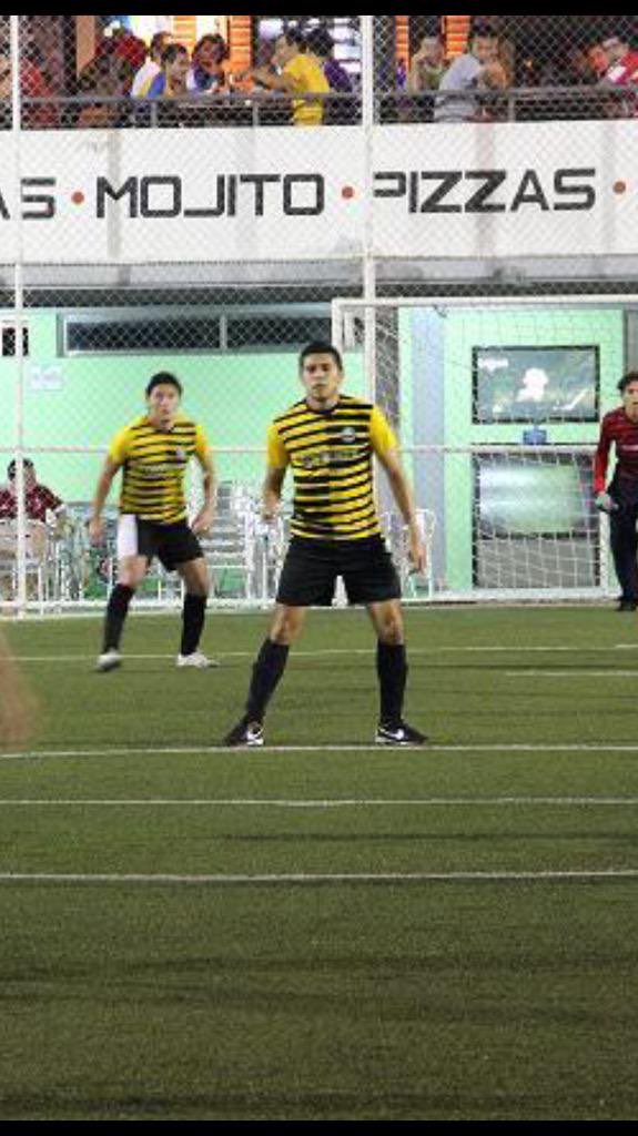 FlexaFC's tweet photo. ⏳ #FlexaHistory #UnDiaComoHoy de 2012 vencíamos 7-1 a #OEN en la cancha @nestea, 8vos de final copa @tdn_twit. #DomingoDeGanarSeguidores 🔰⚽ https://t.co/oiF1QeEZaN