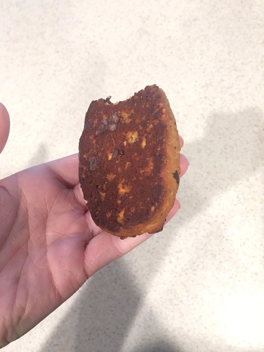 Arnold42_'s tweet photo. Why @belVita are you burnt 😭 https://t.co/R2KemrLxNs