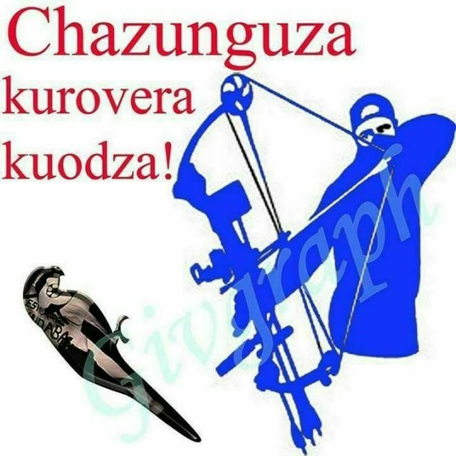 TrizerMuringa's tweet photo. @kvgroyalty @StarfmZimbabwe hololo hololo Dembare Zvinhu⚽⚽😂 wozodei Dembare woyeeè #rexine isn't leather hobho zvimagoal ⚽⚽kunge Mayweather😂 https://t.co/SEIPWGQZHM