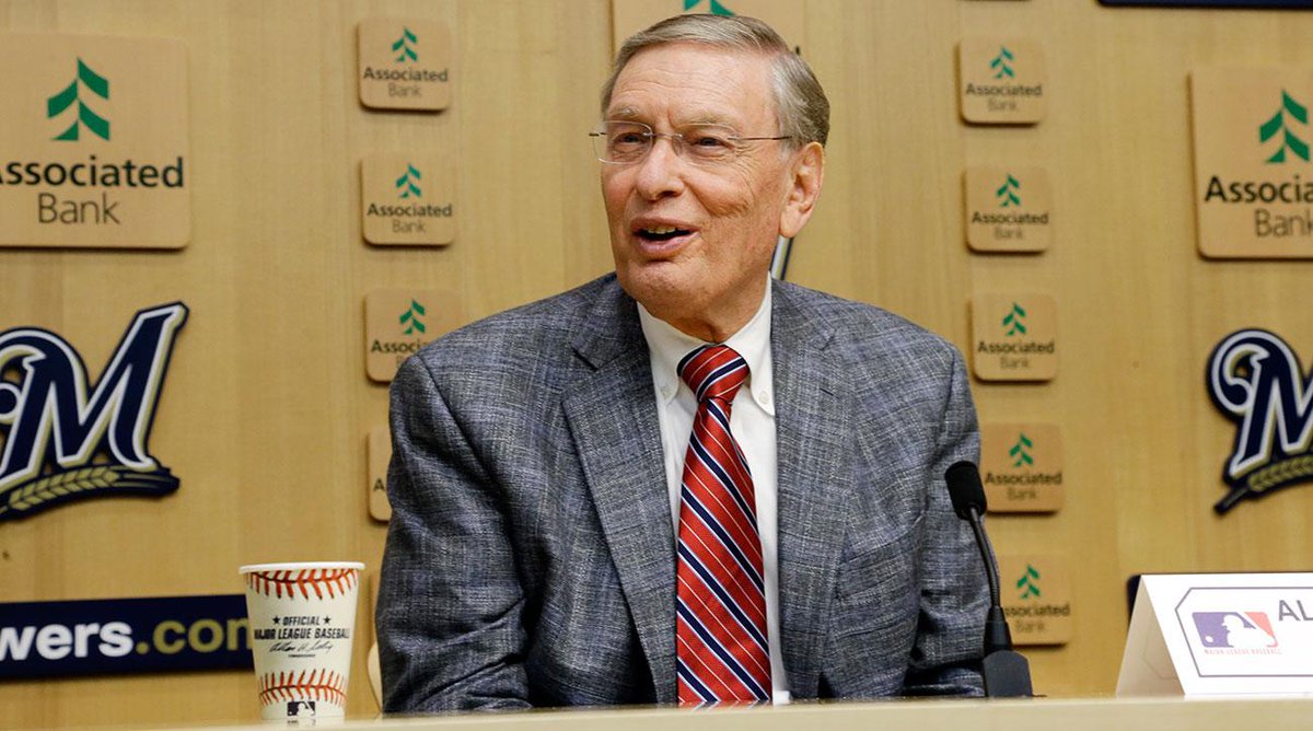 brewqs's tweet photo. If you missed it, Check out my article on Bud Selig:https://t.co/hCa1Iew3Nc #Brewers #themonkeynest #Brewqs #TMN #MLB #Milwaukee https://t.co/uqSaRIc4jf