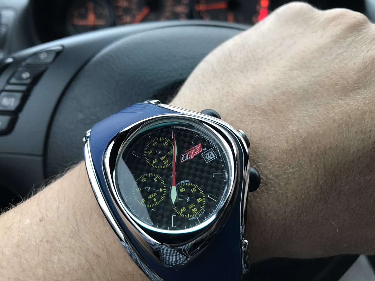 motorator's tweet photo. Apparently, I took this photo at 7:06 pm on August 24.
#bonspeed #carbonfiber #watch #latergram @bonspeedMedia @bonspeedWheels https://t.co/FIlcO0R6X2