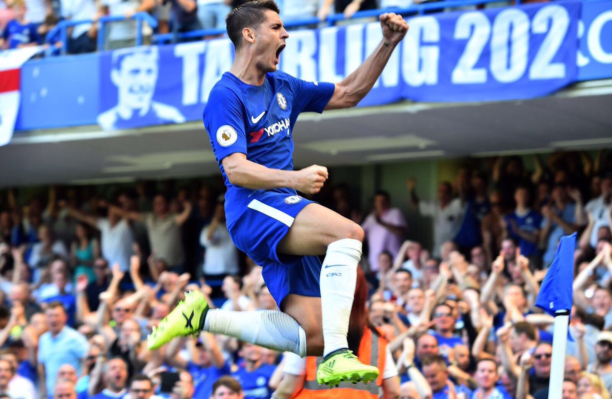 AlvaroMorata's tweet photo. Great win at Stamford Bridge!! Amazing atmosphere!! ⚽️⚽️🔵🔵 https://t.co/i5hat08oFk
