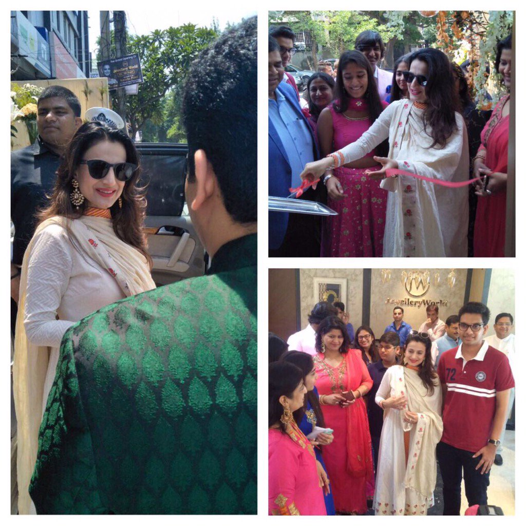 Delhi event this afternoon 💜💜