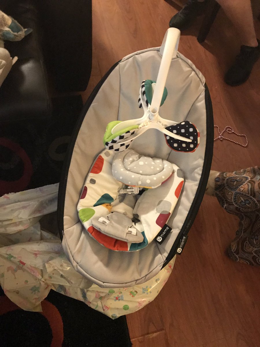 itsamee_dabear's tweet photo. #babeandi #didgood โบ๏ธ #babyshowergifts #cantwaittomeether #sisterinlaw #mommytobe #babyshower #bassinet #babycarrier #toys #mamaroo #bouncer https://t.co/AKanxk3IBx