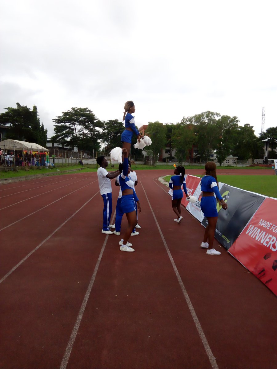 MediaVisionLtd's tweet photo. The cheerleaders with dazzling displays on the sidelines. #2017RC3 https://t.co/5ytlMX7z1V
