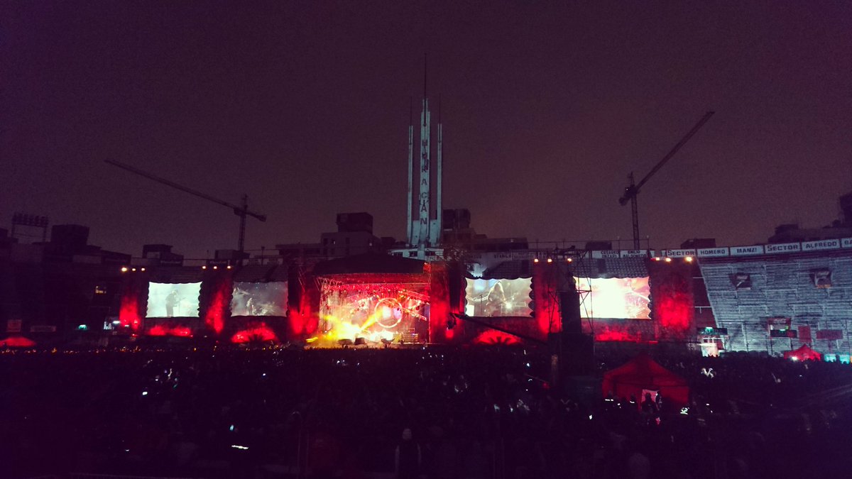 DamiPantaleone's tweet photo. Ayer @larenga en @CAHuracan
26/08/2017.
Invitados #RicardoSoule & @PabloMantinan https://t.co/SlLbEiG6yv