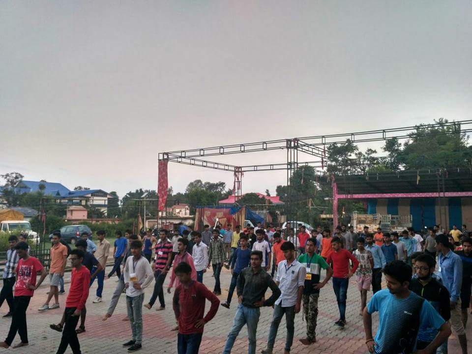 iDevanshChandel's tweet photo. अभाविप कांगड़ा के दो दिवसीय ज़िला अभ्यास वर्ग का आज समापन हुआ।वर्ग में जिला के 10 ईकाइयों के 172 छात्र छात्राएं सम्मलित हुए🚩🚩
वंदे मातरम🚩🚩 https://t.co/dJeRkGfNp9