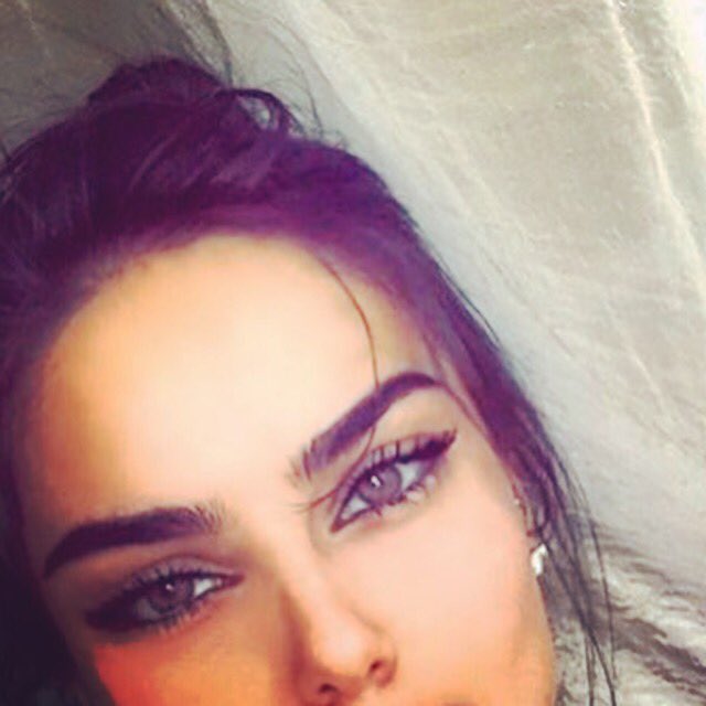 oreiro_siempre's tweet photo. "У женщин - все ❤️, даже голова" © Жан Поль #GN https://t.co/pkJyskJ4Cp