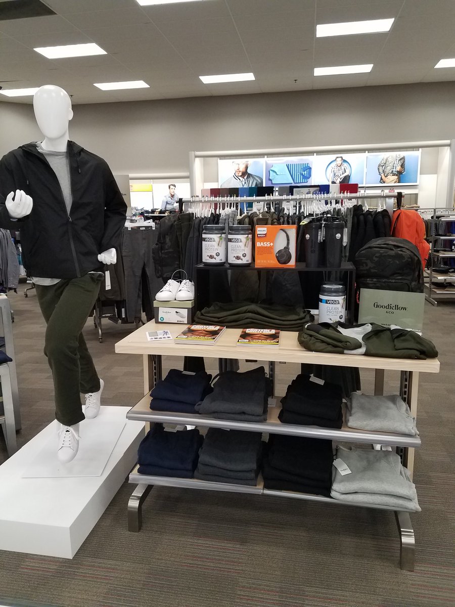 luvinthetide's tweet photo. #GoodfellowCo with @TargetMara and @luvspoison2 https://t.co/xudQRIOcra