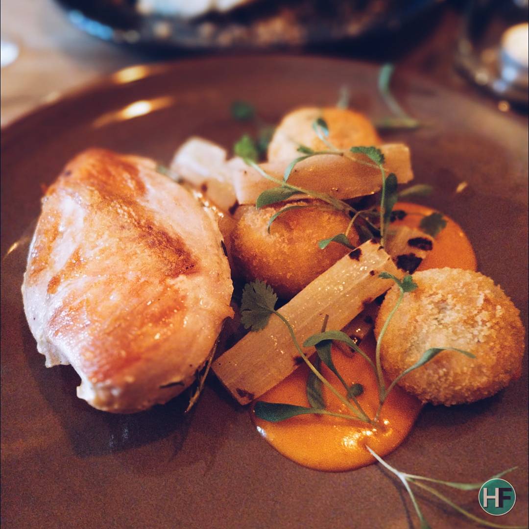 halalifiedapp's tweet photo. 😱 Had THE MOST finest meals last night @thegreatchaserestaurant everything about this dish screamed MAGNIFICENT👌#finedining #halalfood https://t.co/MGsMaQya0Z