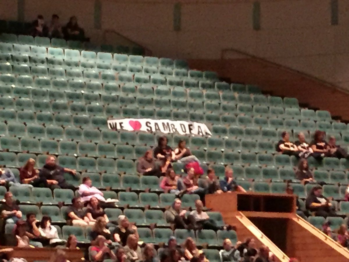 deansbeerbottle's tweet photo. Our WE ❤️SAM &amp; DEAN, up there all by itself since I'm in the questions line. #spnminn #minncon https://t.co/qi03qrx5LV