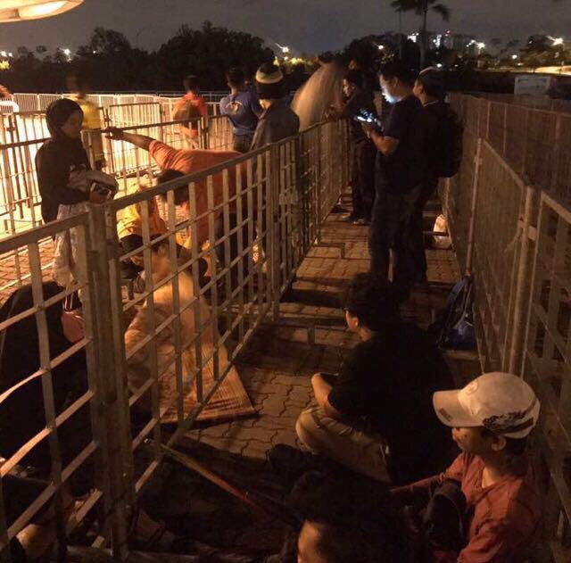 View image on Twitter