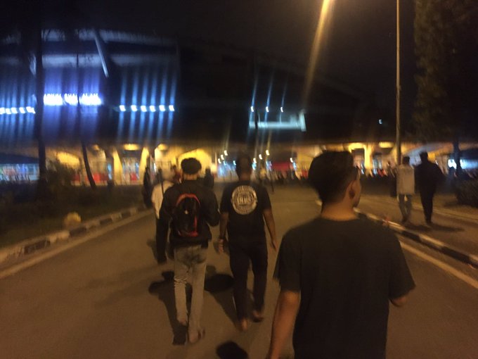 View image on Twitter