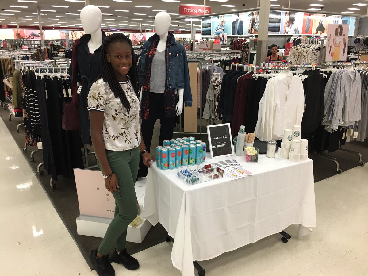 doblar35's tweet image. Lauren is excited for A New Day!  Come see our new styles A New Day and Goodfellow @MBDiagostino @ryandungy