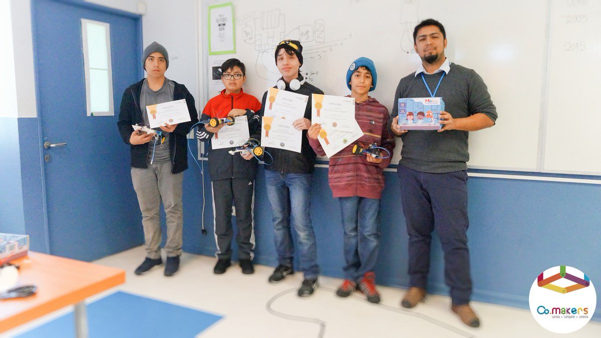 mei_global's tweet photo. [Co.makers] Revisa las últimas imágenes de nuestro taller de Robótica II - https://t.co/YAgmS3nQy1 #Mei #comakers #makers #Antofagasta https://t.co/FzBVHx5qRH