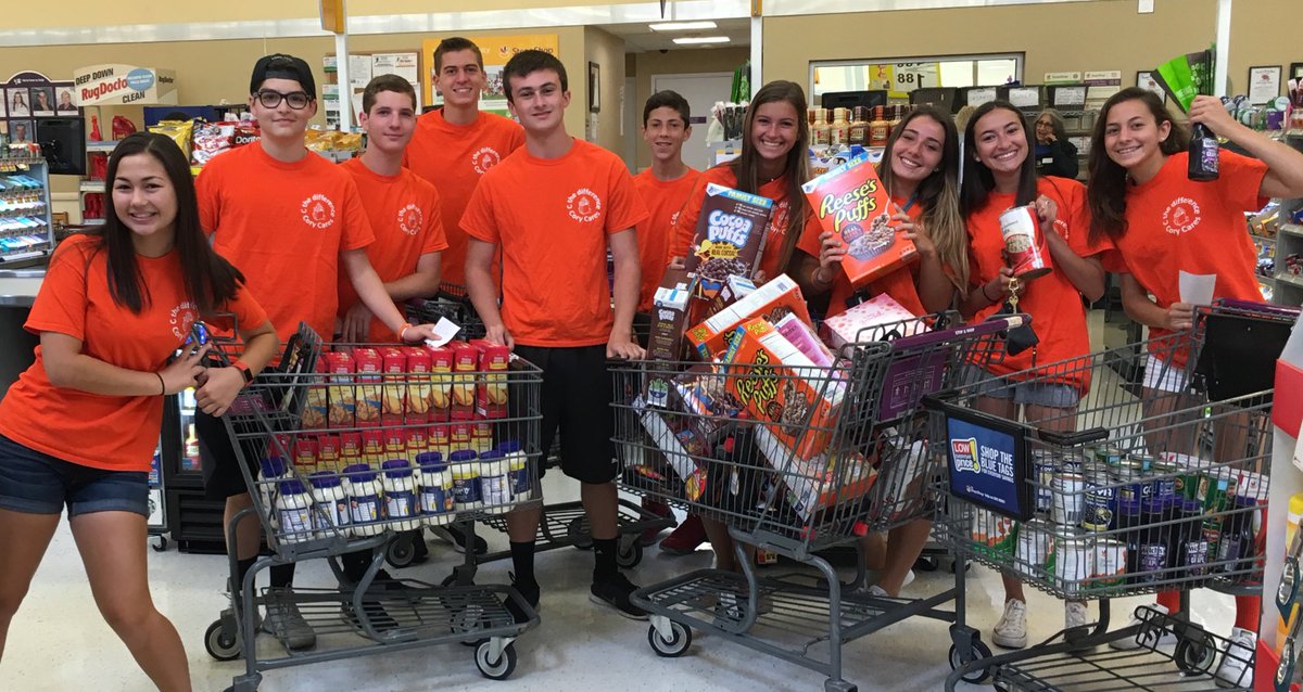 CoryCares's tweet photo. Thanks @StopHungerUSA - pantries stocked for back to school! #TeamNKH #endhunger #volunteers https://t.co/8KH14kimSS https://t.co/eBHI8x06SP