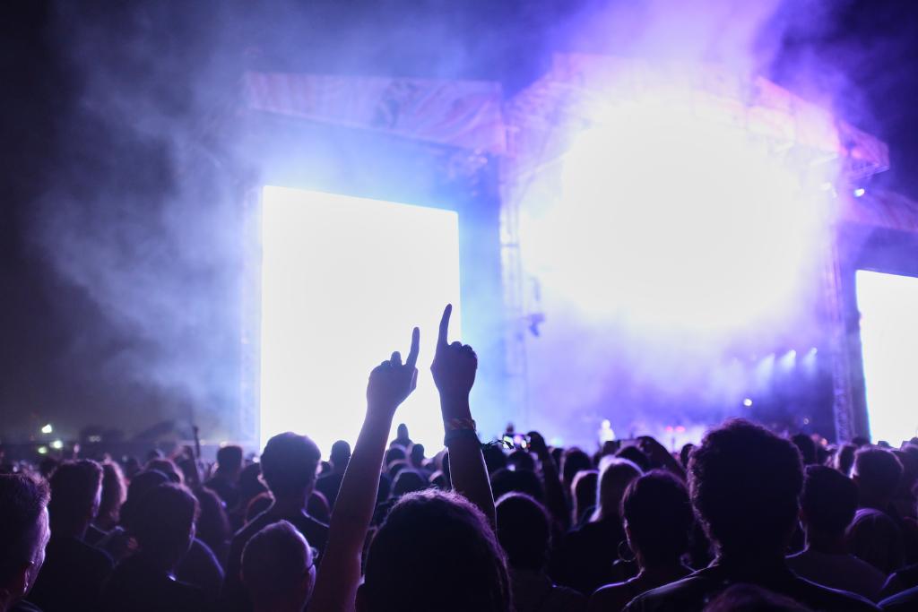 AngryOrchard's tweet photo. There are only a few days left to enter the #AngryOrchard #BeFreeMusic Fest Sweepstakes. Here: https://t.co/72LCArHFcr (📸:@LandLLosAngeles) https://t.co/l83D2bIvId