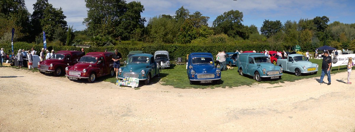 RussLcv's tweet photo. Superb day @WebbsGC in Wychbold at the classic car show. Great line up of Minors #minorlcv #minorvan #webbsgc https://t.co/Sm4iuEmwuv