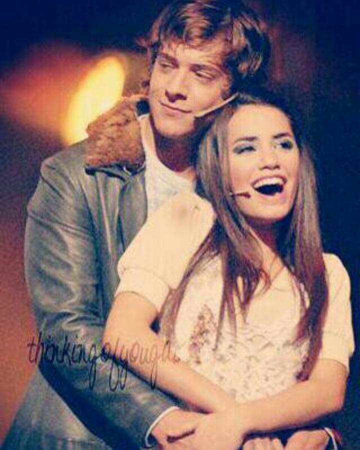 gasdalmauROL's tweet photo. Te AMO amiga no sabes lo feliz que me hace que ya seas toda una mujer con hijitos https://t.co/BAw3YdtvyC