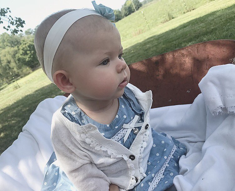 J_Perles's tweet photo. Most photogenic baby ever 😍💕 https://t.co/PyJicgPDm9