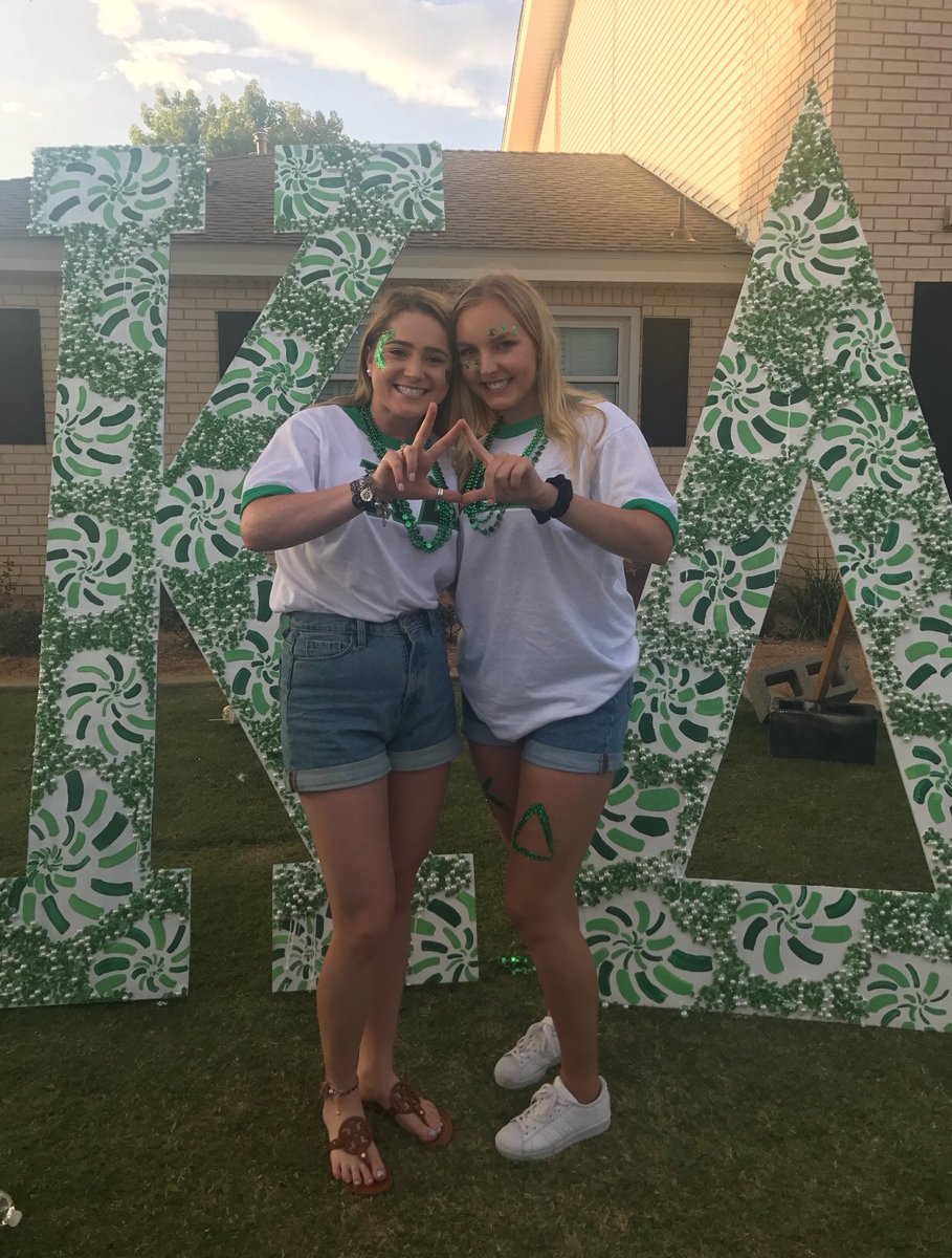 AbbeyWickersham's tweet photo. Kappa Delta was the one for me!!!💚 #TechKD https://t.co/6aoJ0xwYb7