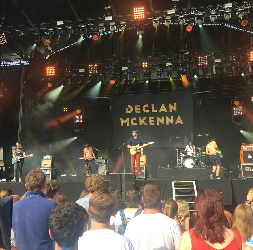 DeclanArgentina's tweet photo. @DeclanMcKenna Declan hoy en Le Cabaret Vert Festival (Francia) https://t.co/dAOoJ2DJuD