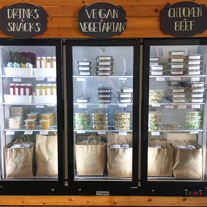 tastyrootstampa's tweet photo. #SUNDAY STOCKUP 🌱
everything you need to have a #happy &amp; #healthy week! 💚 #ORGANIC #meals + #snacks + #drinks + #desserts + #bonebroths https://t.co/jEGXQLEMuY