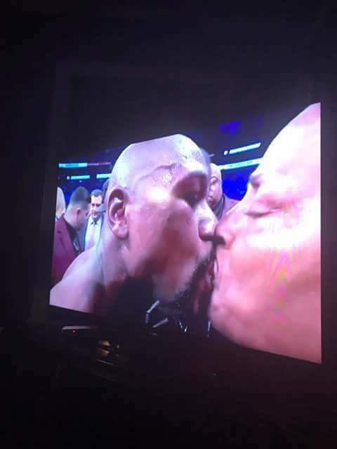 DreadIndian's tweet photo. So now is he Floyd Gayweather?
#MayweathervMcgregor #MayweathervsMcGregorFight #McGregorVsMayweather #FloydMayweather #moneyweather #lol https://t.co/qxS5NEGWC7