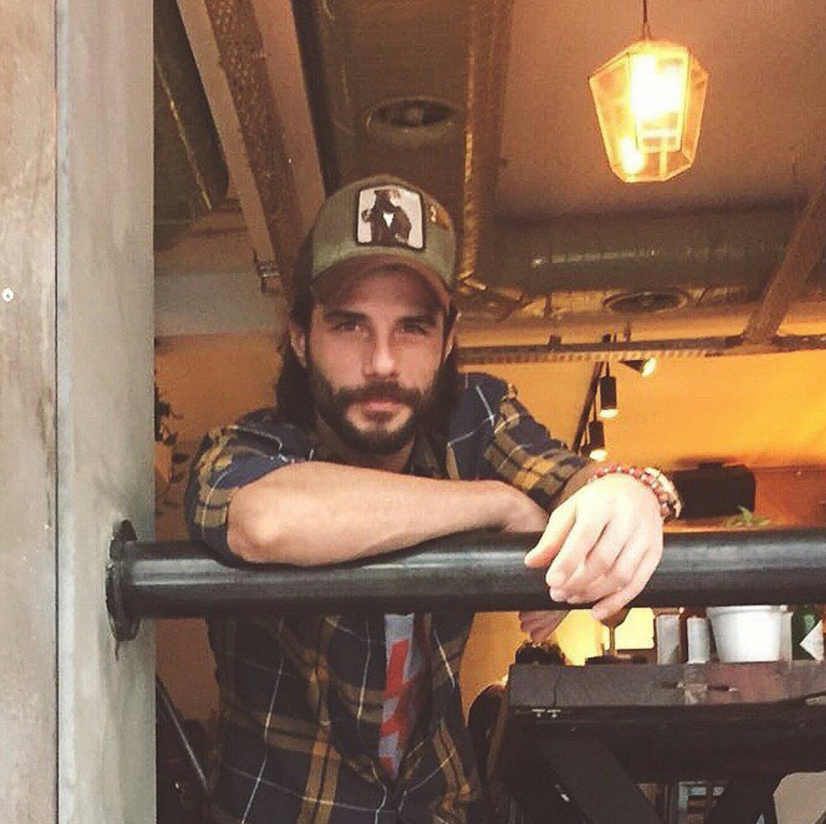 Berk Cankat instagram hesabından bir fotoğraf paylaştı! instagram.com/p/BYTjIVCgTes/