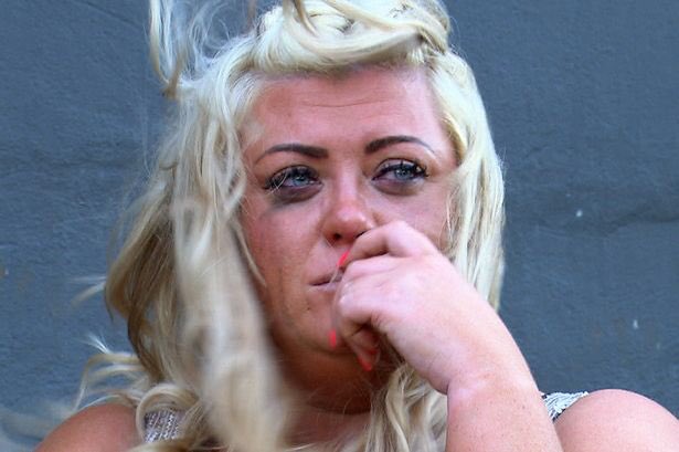 GemmaReacts's tweet photo. when you take your earphones out your pocket and they're all tangled https://t.co/aa545J0ORS