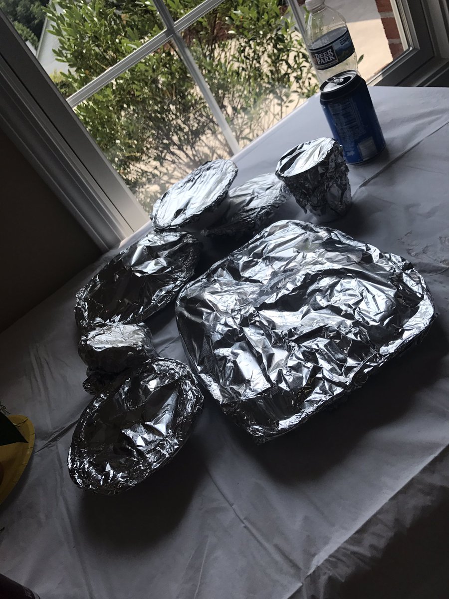katielouu__'s tweet photo. U know you're missing out when you can't make Homecoming Sunday at church so I made sure to bring homecoming to him #hebetterloveme #6plates https://t.co/HTuWszDR25