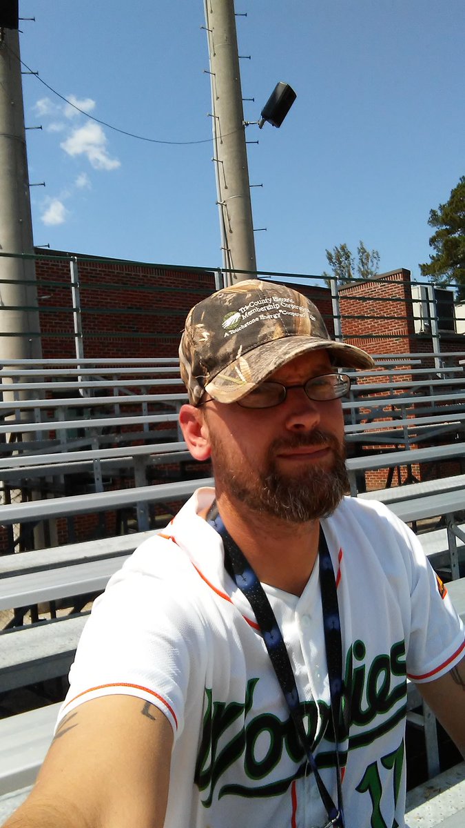 Nccountryboy910's tweet photo. #gowoodducks #GoDicks General Admission Bleacher section https://t.co/T6mp3d1TIp