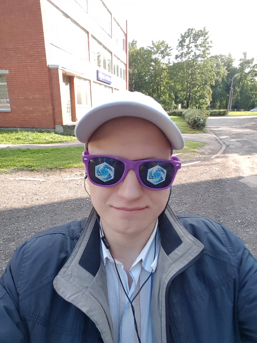 varukarudo's tweet photo. Моднявые очечки. Нексус зовет, надо бы уже ответить на зов... #NexusCalling https://t.co/QPyZIyo08m