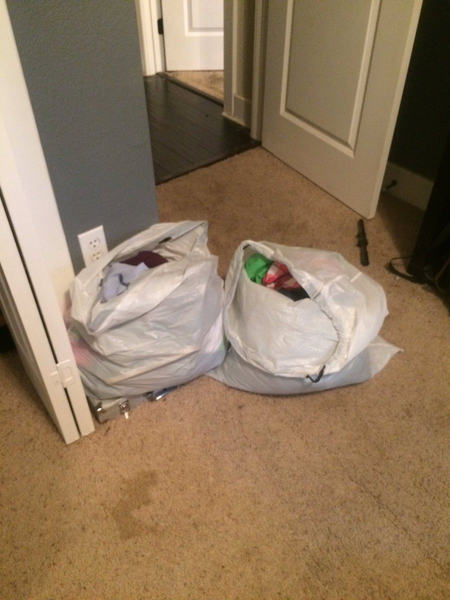 BHS_ClassOf2019's tweet photo. For those of y'all just sitting at home bored go ahead and clean out your closets for Christian's Closet #ici https://t.co/iMFqWmCoUM