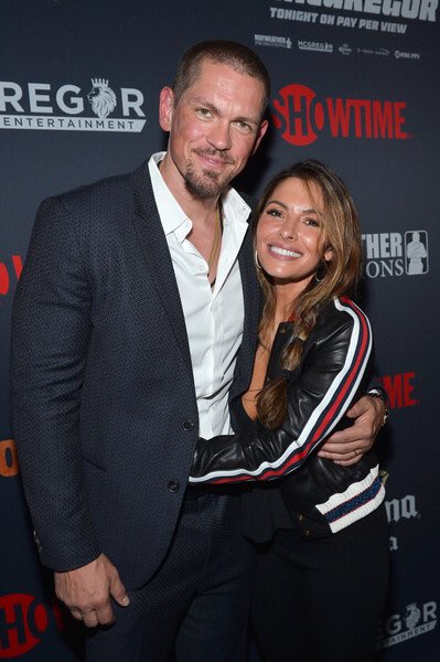 allsarahshahi's tweet photo. .@onlysarahshahi and @stevehowey at the Showtime pre-fight party for Mayweather vs. McGregor- https://t.co/4OxWiWgOf7