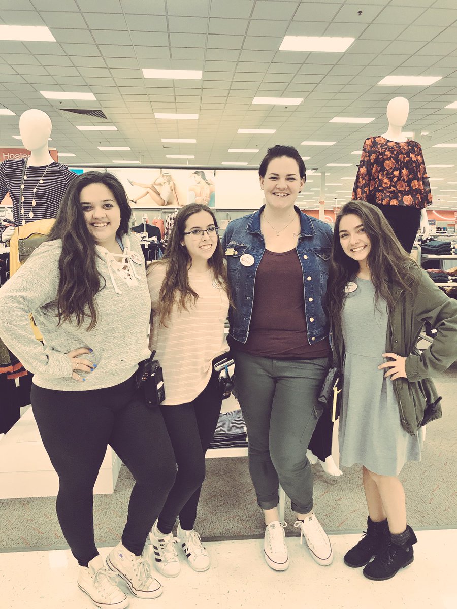 Representing and selling A New Day at 1484 <a href="/StephHelvie/">Steph</a> <a href="/JenniferBlum13/">Jennifer Blumhoefer</a> <a href="/JenieBrisson/">Jenie Brisson</a> <a href="/robospack/">Rob Ruetten</a>