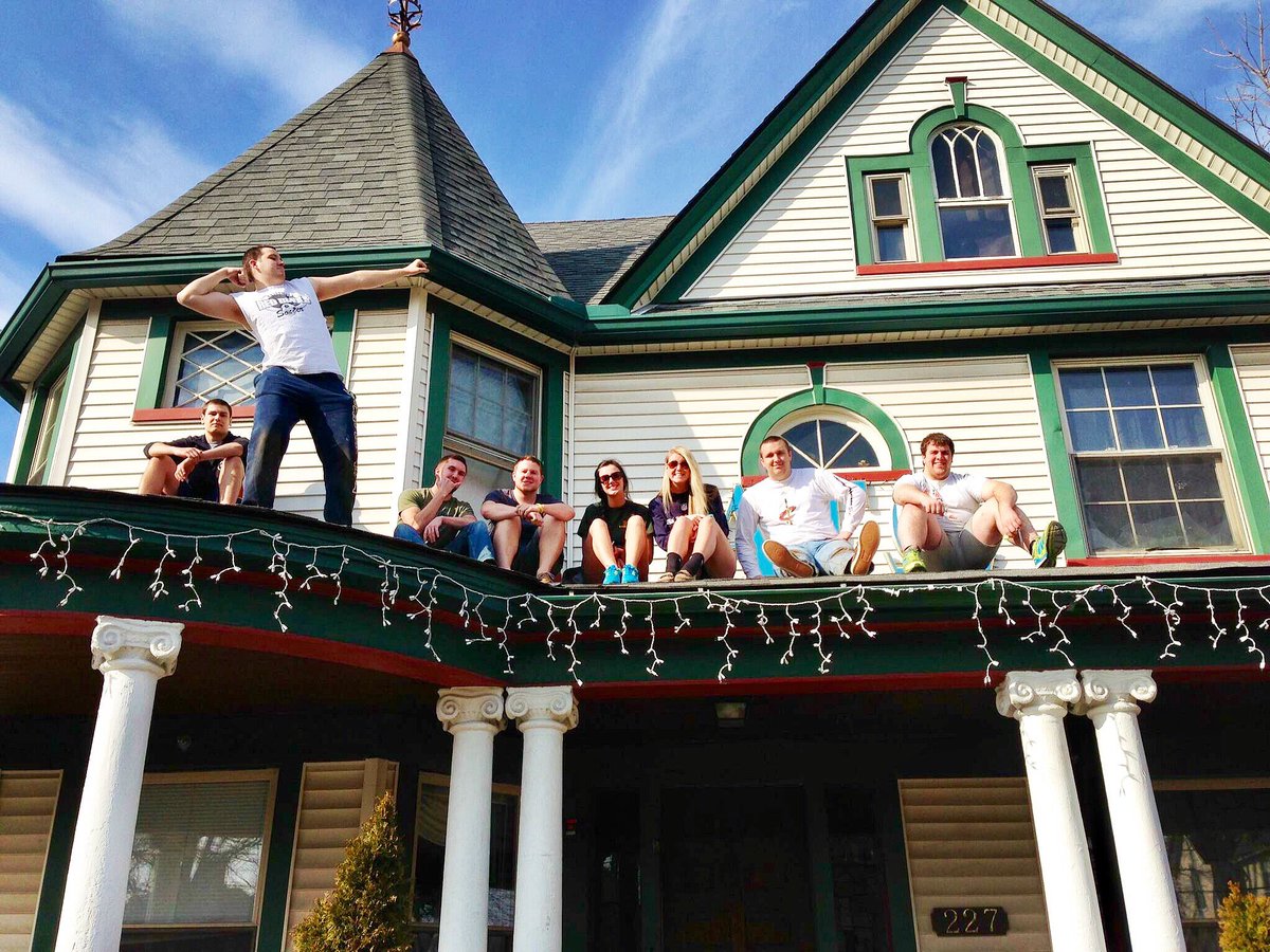 BryanWebb's tweet photo. Can't believe it's been 6 yrs since I moved into @KentState as a freshman. Those were 4 incredible yrs. See you in October, @ATO_KentState. https://t.co/qi6UwOjThR