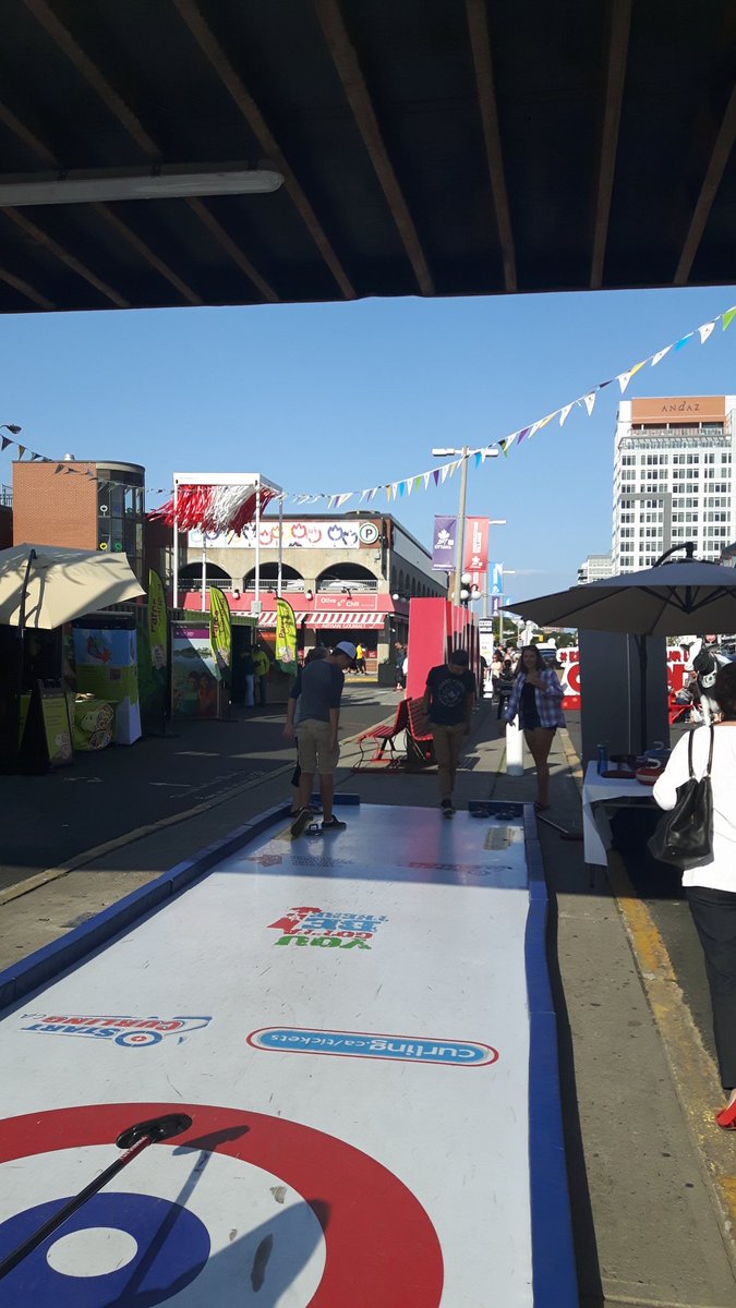 RCMPCurlingClub's tweet photo. A few hours left down at Inspiration Village in Ottawa. Street Curling #RCMPCC and #Rideaucc https://t.co/peZSJ2b40l