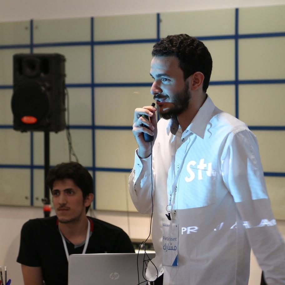 HobbyDistrict's tweet photo. مرحلة عرض الفرق لحلولهم على لجنة التحكيم
#PredixHackathonKSA https://t.co/LujHba2yTO
