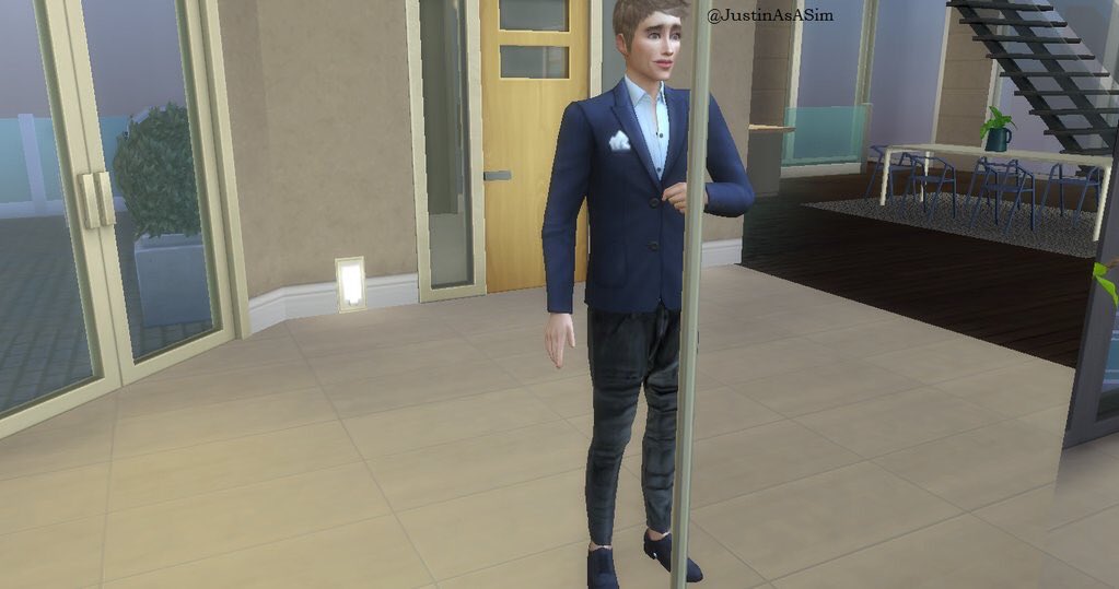 Justin as a sim tweet media