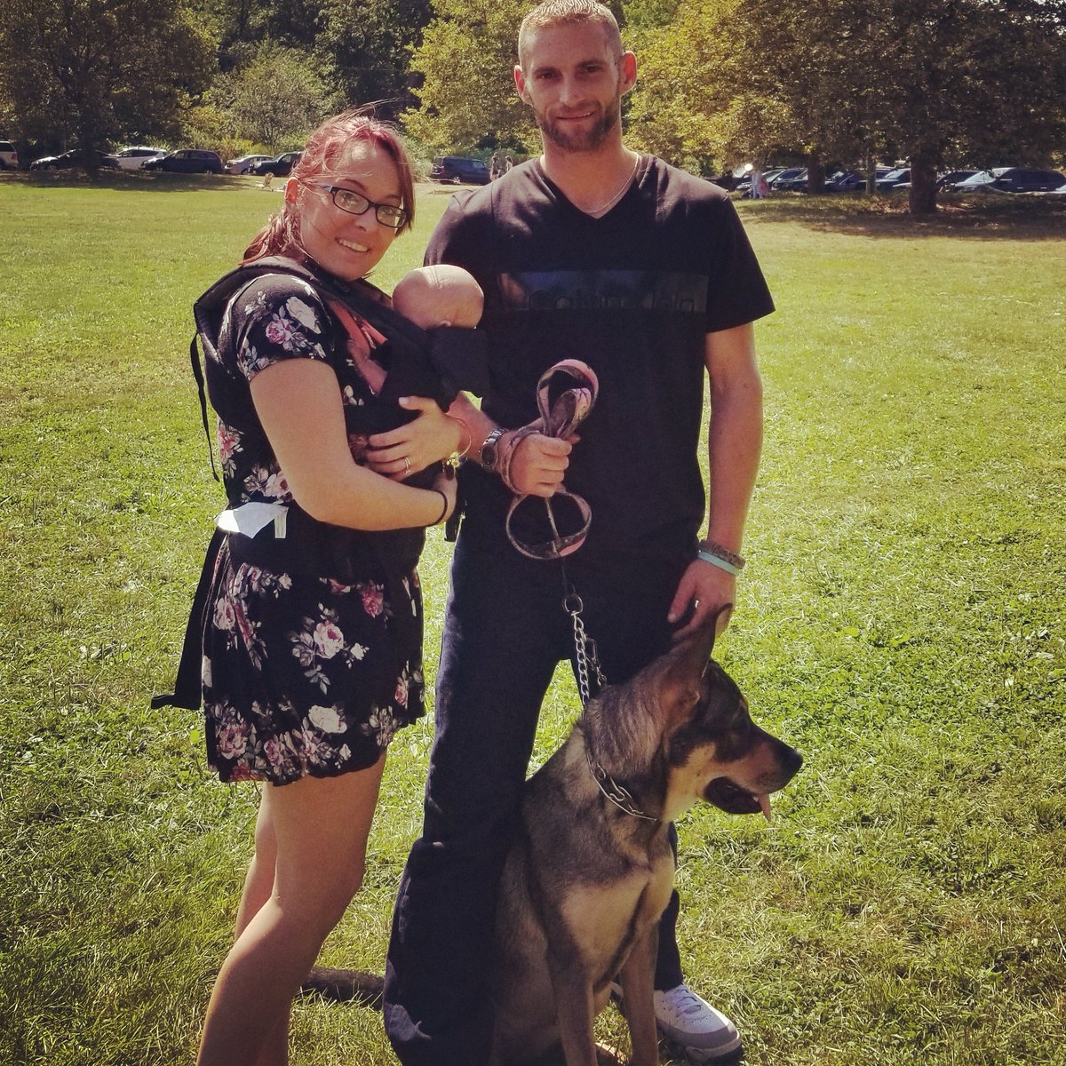 mmacdonald2017's tweet photo. #TheMacDonalds 👪👶🐶 @KillaB8469 https://t.co/d5YlH0Nb0f