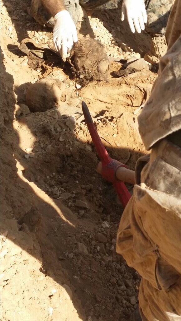 Hamosh84's tweet photo. Remainings of the #LAF soldiers murdered by #ISIS in #Qalamon #Lebanon. Rest in peace heroes. https://t.co/QOBYzY7q40