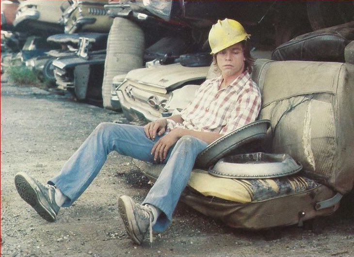 badposthamill's tweet photo. mark in corvette summer https://t.co/fcfjZJPx2Z