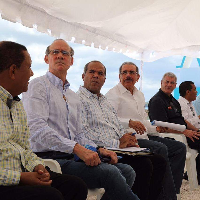BelarminioR's tweet photo. Las #VisitasSorpresa son una Filosofía de Gestión, y serán utilizadas por sucesores en el poder del presidente Medina. #GonzaloCastillo https://t.co/QG11qzCK0A
