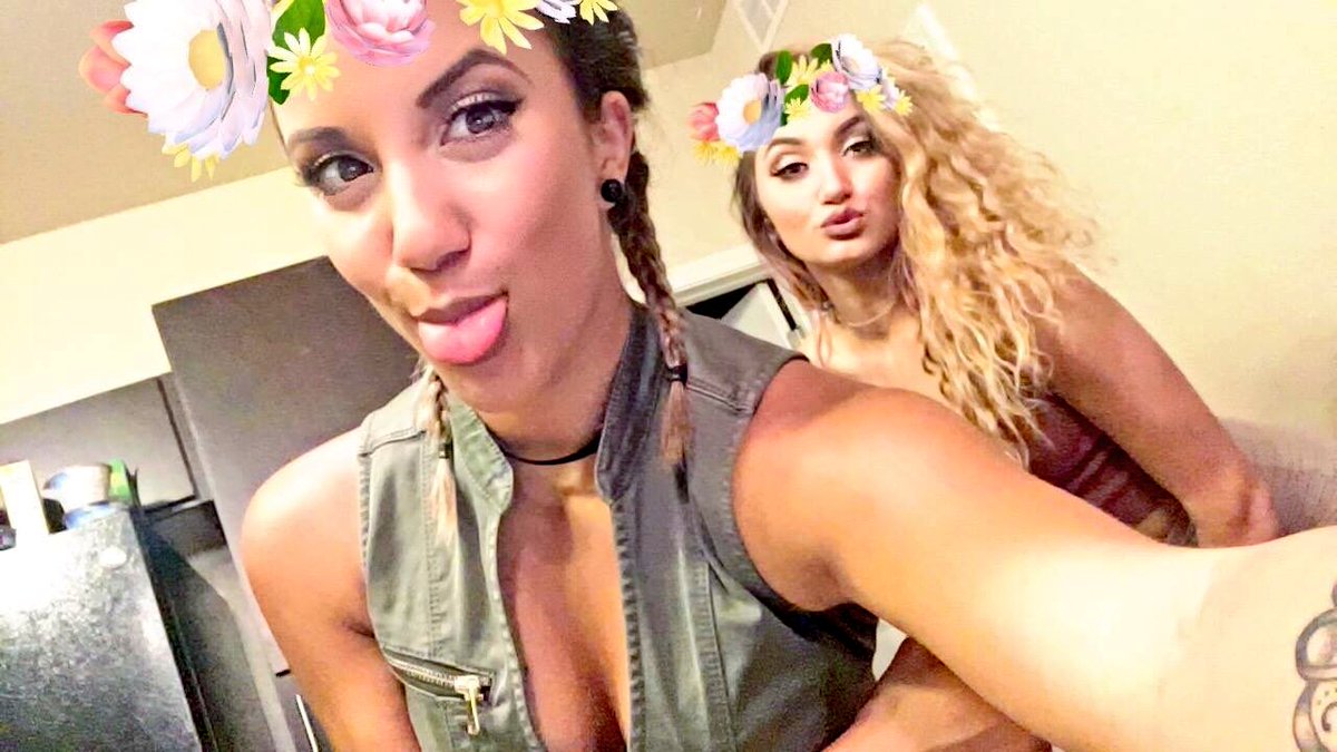 bihhhhhhh @issasavage1